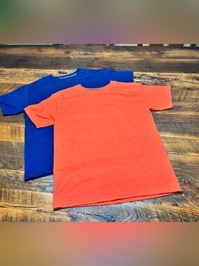 2 Boys Large Beefy T’s- nice THICK/excellent condition. Navy Blue & Orange.